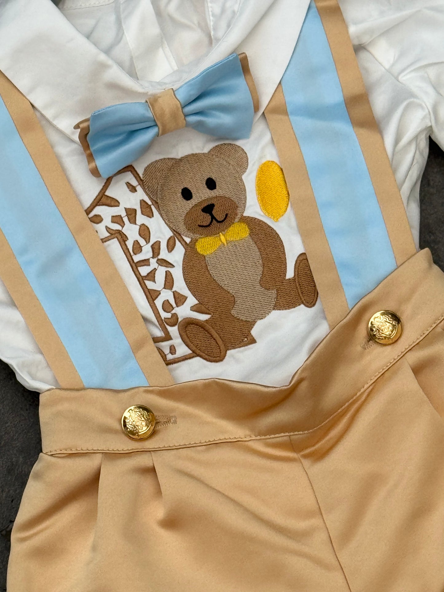 Teddy Bear Set With Dickie Bow